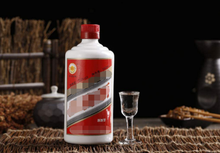 為什么茅臺(tái)酒玻璃瓶是乳白色的，而不是透明的？大多數(shù)人都不知道